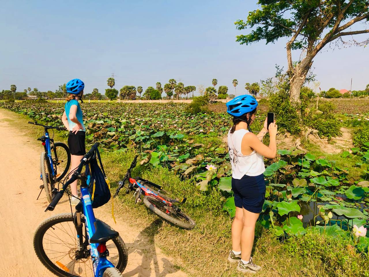 Siem Reap Countryside & Floating Village