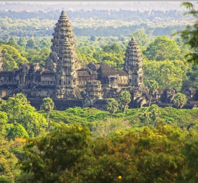 Experience the Angkor Wat Sunrise Bike Tour with Local Experts