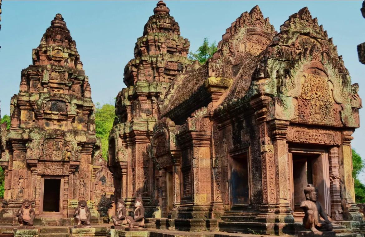 Why a Banteay Srei Temple Tour is a Must for Your Cambodia Itinerary