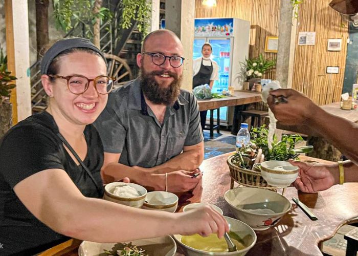 Guest eating Khmer Noodle
