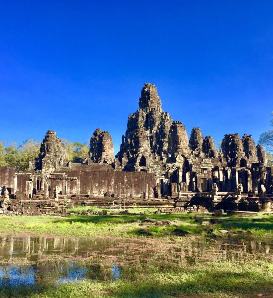 Explore Bayon Temple with Its Smiling Faces - Angkor Wat Small Tour