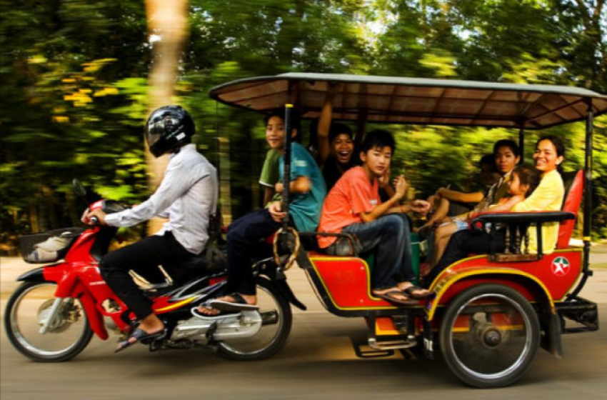 Sunrise Tuk Tuk Tour to Angkor Temples